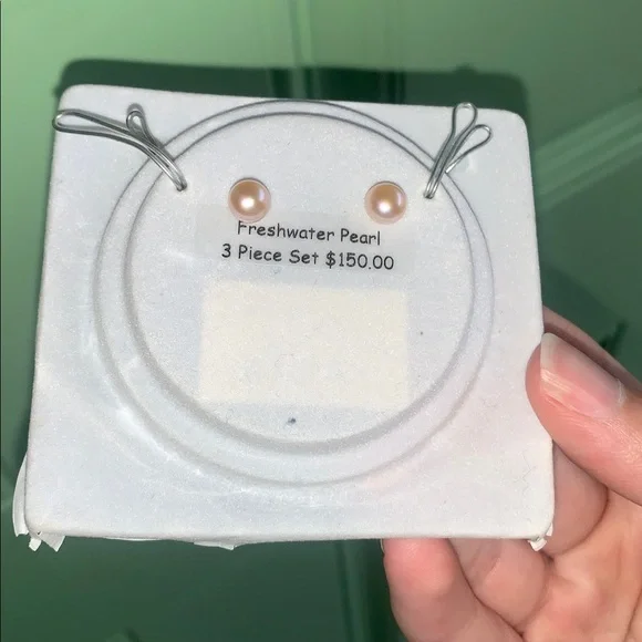 Genuine Freshwater Pearl 3 piece Jewelry Set - Picture 4 of 7